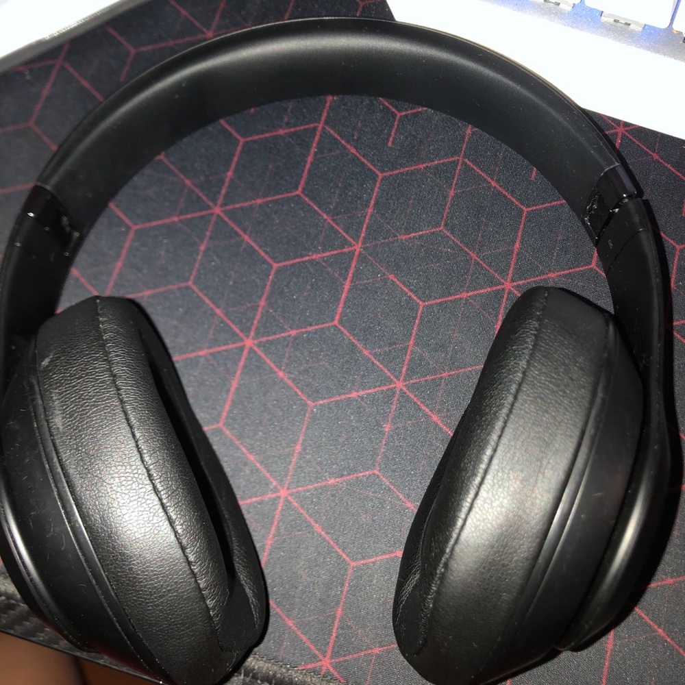 beats studio 3 WIRELESS